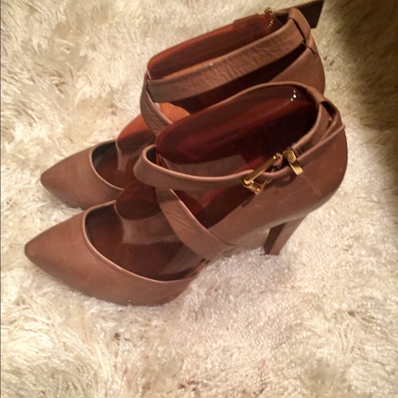 Pour La Victoire Shoes - Pour la Victoire pump with ankle wrap strap-💥SALE